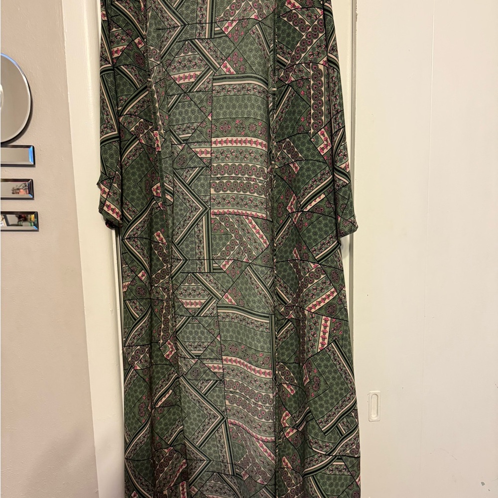 Charlotte Russe Green and Gold Dolman Sleeve Dress